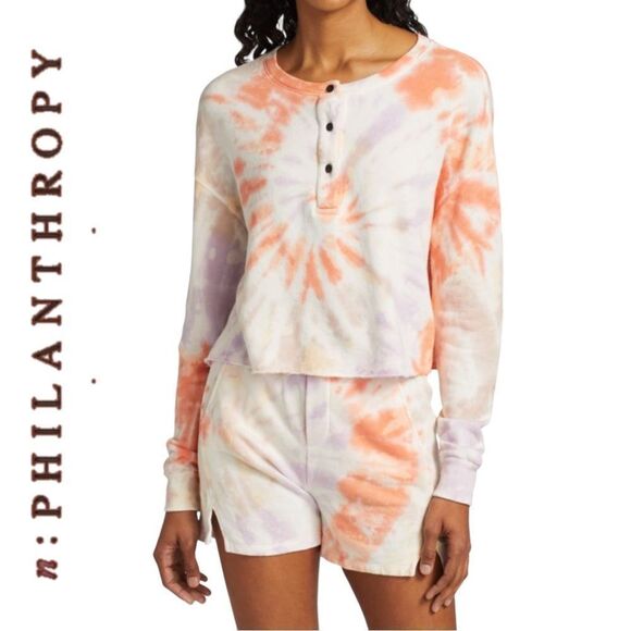 N:Philanthropy Harleen Tie Dye Sweatshirt & Bee Tie Dye Shorts Set - Picture 4 of 16